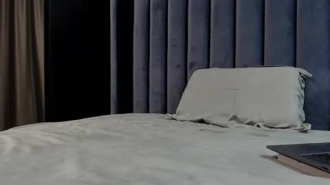 Justin online show from December 16, 2025, 6:29 am