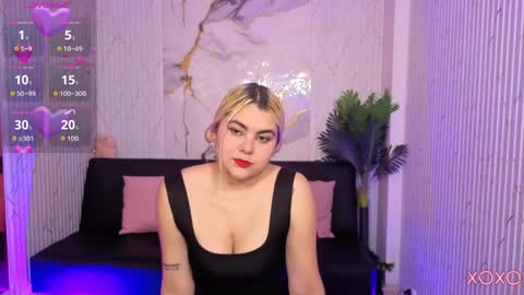 pretty_tay online show from April 11, 2026, 11:47 am