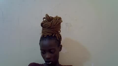 Vee online show from February 25, 2026, 7:51 am