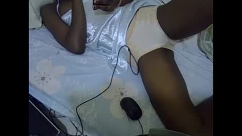 prettyalma online show from December 20, 2024, 9:06 pm