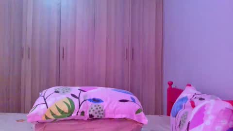 prettybigclit_ebony online show from October 6, 2025, 6:44 am