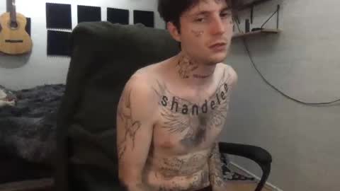 pretty boy online show from December 10, 2024, 6:44 am