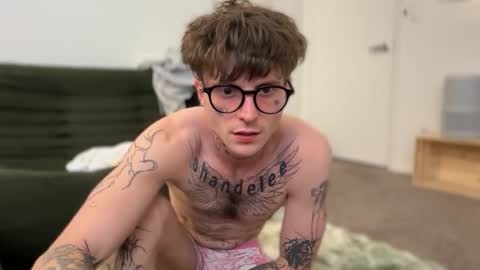 pretty boy online show from April 29, 2026, 5:11 am