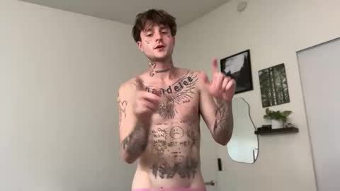 pretty boy online show from June 2, 2026, 1:07 am