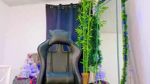 Enzo  Denis online show from December 4, 2025, 2:10 am