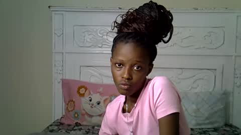 Bunny online show from October 27, 2025, 2:43 pm