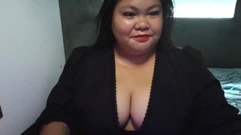 Snapshot of prettycarla_ chatting on June 2, 2026, 12:23 am prettycarla online show from June 2, 2026, 12:23 am