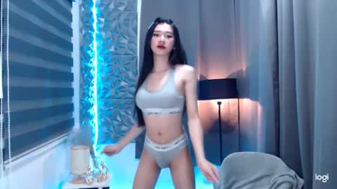 Snapshot of prettycumnotes69 chatting on December 29, 2024, 4:16 am ASHLEY online show from December 29, 2024, 4:16 am