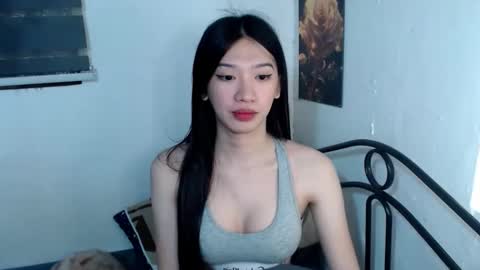 ASHLEY online show from December 3, 2025, 6:43 am