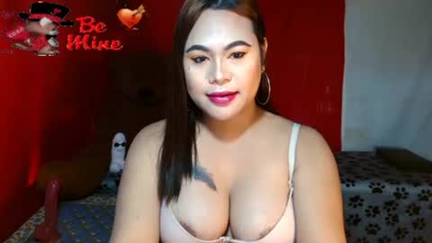 prettydiannara online show from February 12, 2026, 1:55 am