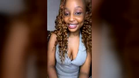 Snapshot of prettydollx0 chatting on July 2, 2026, 10:05 pm prettydollx0 online show from July 2, 2026, 10:05 pm