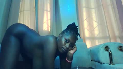 prettydulce online show from September 10, 2025, 2:50 pm