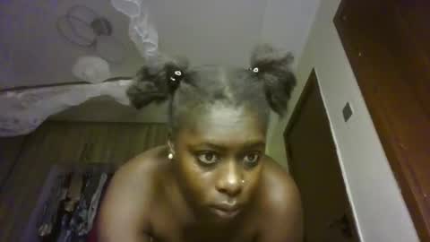 Snapshot of prettydulce chatting on June 8, 2026, 3:40 am prettydulce online show from June 8, 2026, 3:40 am