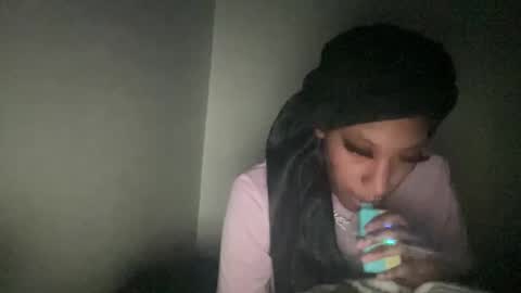 prettyfacefemale online show from February 21, 2026, 10:16 am