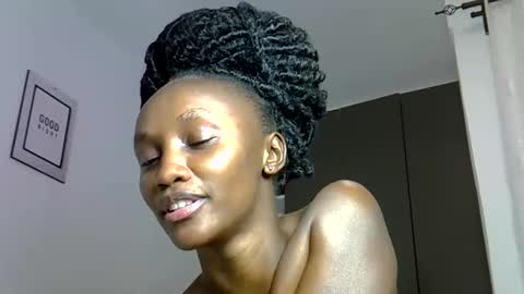 Pretty darkskin doll online show from April 24, 2026, 10:23 pm