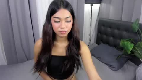 Snapshot of prettyhothugecock chatting on June 13, 2026, 3:21 pm prettyhothugecock online show from June 13, 2026, 3:21 pm