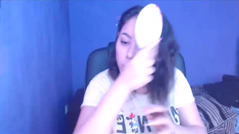 prettyjulliette online show from January 20, 2025, 11:45 am