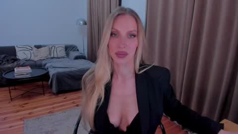 Eva online show from May 16, 2026, 12:07 am
