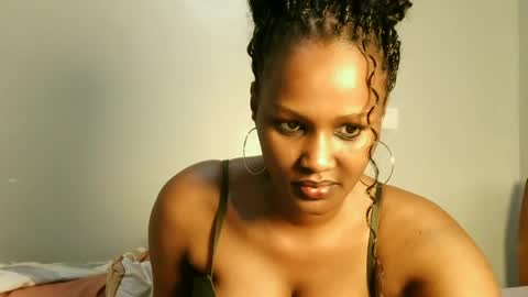 prettykeilaa online show from June 19, 2026, 6:01 pm