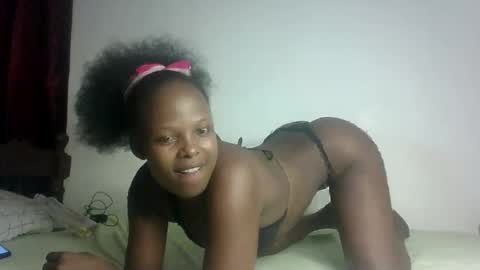 Melly online show from February 26, 2025, 9:05 pm