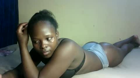 Melly online show from September 28, 2025, 6:13 pm