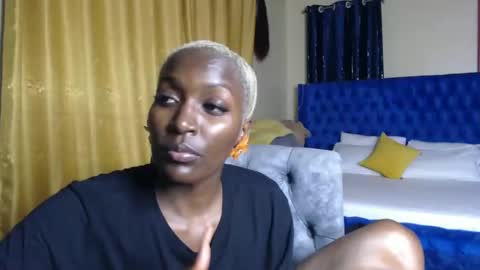Snapshot of prettyquee chatting on January 20, 2025, 6:43 pm sasha online show from January 20, 2025, 6:43 pm