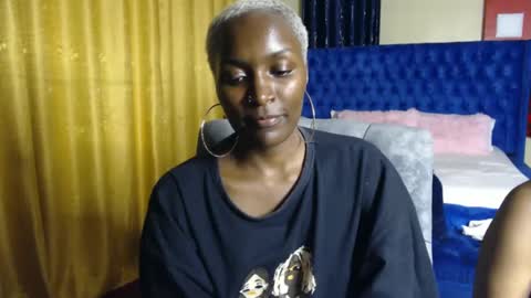 Snapshot of prettyquee chatting on February 20, 2025, 8:36 pm sasha online show from February 20, 2025, 8:36 pm