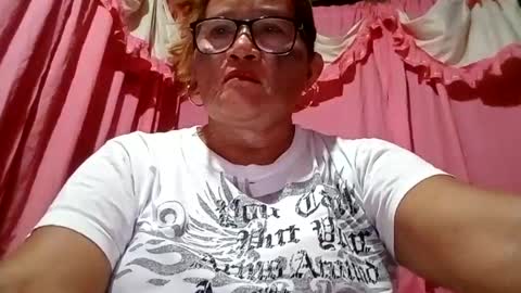 Snapshot of prettyrose01 chatting on July 19, 2026, 1:37 pm prettyrose01 online show from July 19, 2026, 1:37 pm