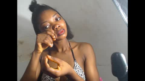 prettysexy6 online show from April 3, 2026, 7:34 pm