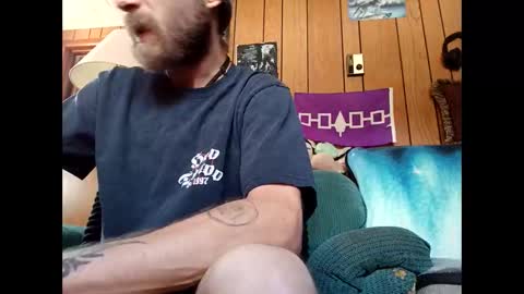 prettysolid7 online show from October 21, 2025, 7:47 pm