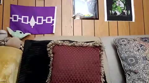 prettysolidd7 online show from January 13, 2025, 11:41 am