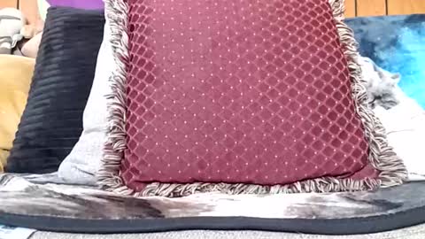 prettysolidd7 online show from January 20, 2025, 2:14 pm