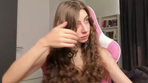 Sophie  next stream will be at Monday  i will wait you guys  online show from May 18, 2026, 6:30 am