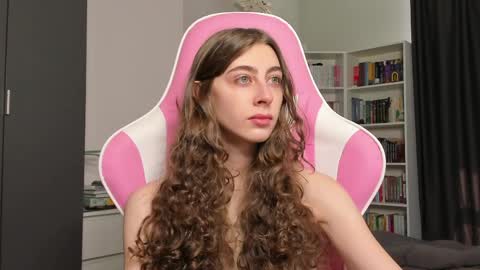 Sophie  next stream will be at Monday  i will wait you guys  online show from June 2, 2026, 6:48 am