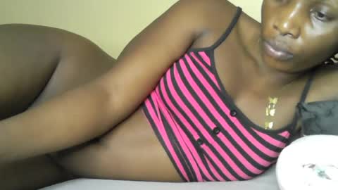 Snapshot of prettyvish chatting on July 5, 2026, 4:19 am prettyvish online show from July 5, 2026, 4:19 am