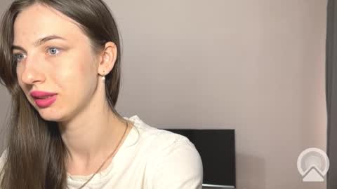 Snapshot of prettyyy_angel chatting on September 18, 2025, 8:05 am prettyyy_angel online show from September 18, 2025, 8:05 am