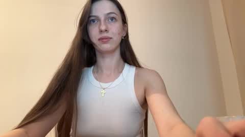 prettyyy_angel online show from February 19, 2026, 5:42 pm