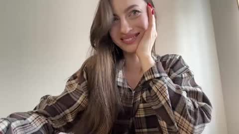 Snapshot of prettyyy_angel chatting on April 21, 2026, 10:21 am prettyyy_angel online show from April 21, 2026, 10:21 am