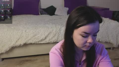 Snapshot of prettyyy_kitty chatting on April 24, 2026, 2:25 am Kitty online show from April 24, 2026, 2:25 am