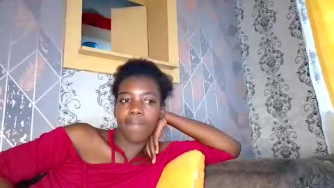 Snapshot of prettyzuzu chatting on September 16, 2025, 3:18 am prettyzuzu online show from September 16, 2025, 3:18 am