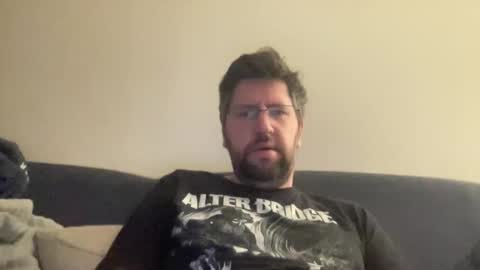 Snapshot of previewh chatting on April 10, 2026, 5:34 am PreviewH online show from April 10, 2026, 5:34 am