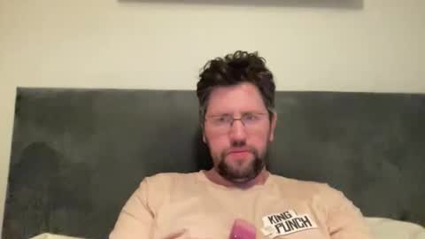 Snapshot of previewh chatting on April 30, 2026, 6:36 pm PreviewH online show from April 30, 2026, 6:36 pm