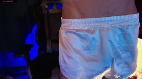 pridelgtbi online show from March 12, 2026, 6:47 pm