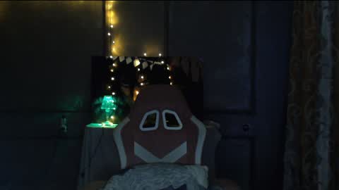 Snapshot of princ4real chatting on January 12, 2025, 5:03 am prince online show from January 12, 2025, 5:03 am