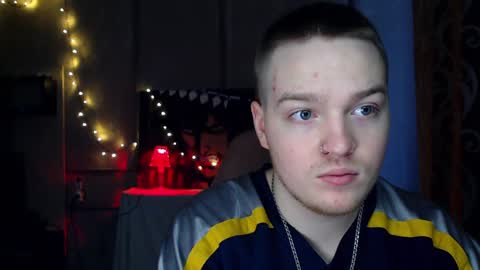 Snapshot of princ4real chatting on January 21, 2025, 5:49 am prince online show from January 21, 2025, 5:49 am