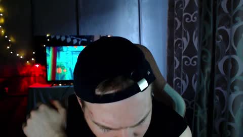 Snapshot of princ4real chatting on February 13, 2025, 5:26 am prince online show from February 13, 2025, 5:26 am