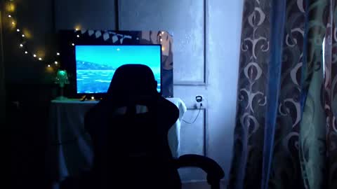 Snapshot of princ4real chatting on February 16, 2025, 8:32 am prince online show from February 16, 2025, 8:32 am