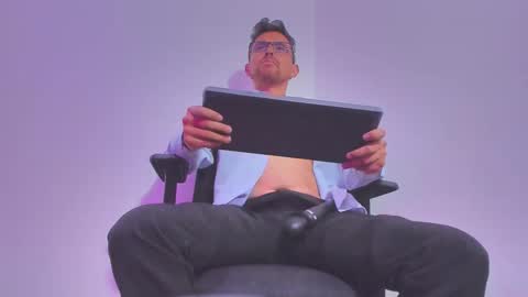 Snapshot of prince1_dark chatting on November 21, 2025, 5:39 am Deivid online show from November 21, 2025, 5:39 am