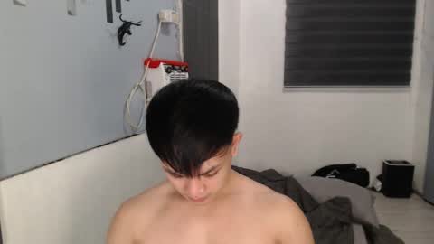 Prince Adrian online show from December 5, 2025, 6:48 pm