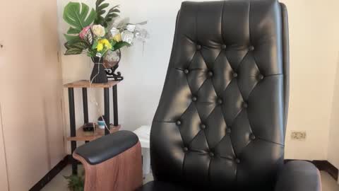 Snapshot of princecharlotte chatting on February 14, 2026, 3:03 am Charls online show from February 14, 2026, 3:03 am